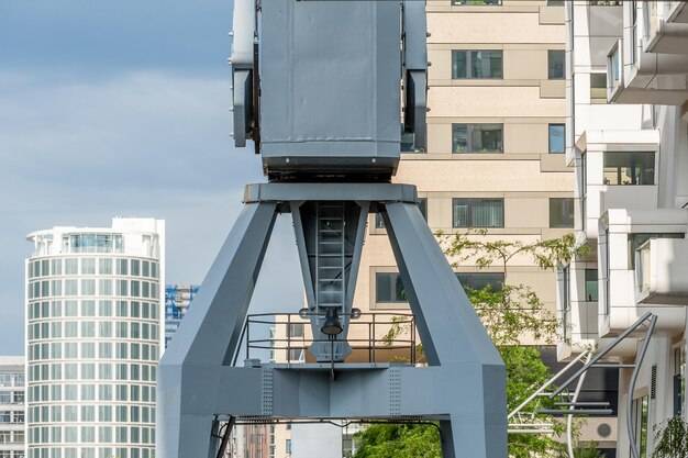 Dlaczego warto postawić na windę dekarską Geda Comfort 250 przy pracach na dachu?